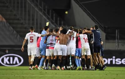 Sevilla vence Manchester United e chega à final da Liga Europa