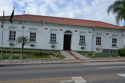 Prefeitura de Cocal do Sul emite nota sobre suspensão dos contratos de estagiários