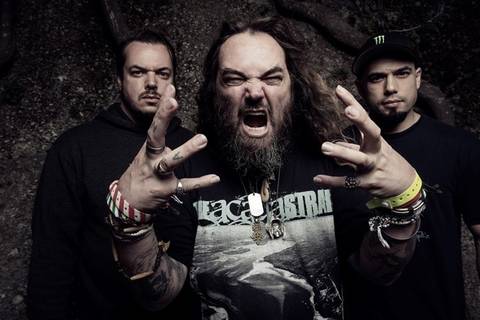 Max & Igor Cavalera fazem show em Urussanga
