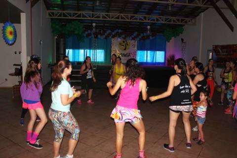 Rincão promove o 1º Zumba Beach Summer