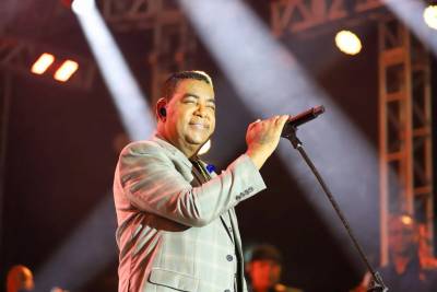 Show nacional com Raça Negra reúne mais de 30 mil pessoas no Parque das Nações
