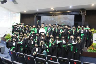 Emoção marca formatura da primeira turma do curso de Gastronomia da Unesc