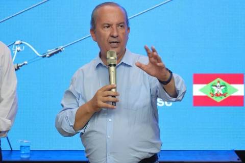 Jorginho Mello entra na briga da Tainha com Governo Federal