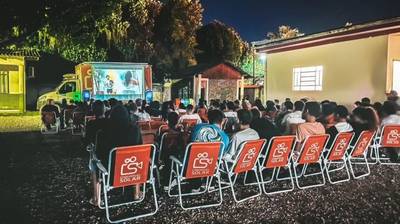 Cinemóvel Solar chega ao Sul de Santa Catarina com sessões gratuitas