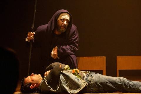 Espetáculo teatral leva arte espírita ao Teatro Elias Angeloni em Criciúma