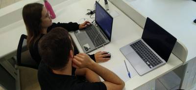 Hackathon une indústria, sociedade e academia