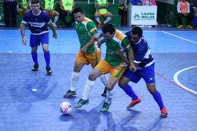 Final de semana com decisão no futsal e vôlei de Lauro Müller