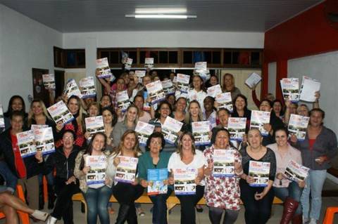 Mulheres da Viva a Emancipação do Rincão reunidas