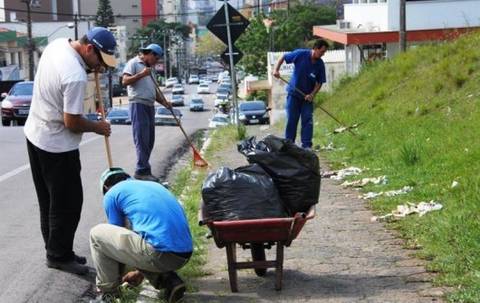 Infraestrutura limpa ruas sujas durante pleito eleitoral