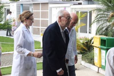 Amigos e familiares se despedem de Zulma Naspolini Manique Barreto 
