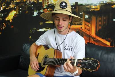 Beto Cardoso lança nova música e projeta o futuro da carreira