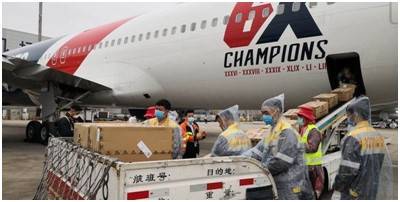 Patriots retorna aos EUA com máscaras da China 