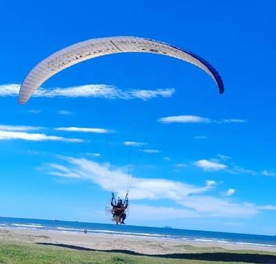 Primeiro encontro de paramotor e paratrik vai colorir o céu de Balneário Gaivota 