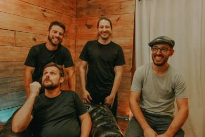 Zinugi: paixão por Blues e Cássia Eller move banda de amigos em Criciúma