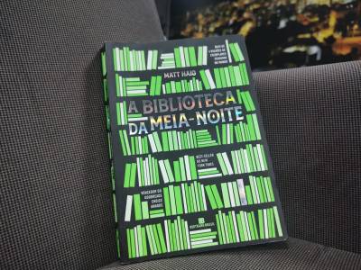 Resenha - A Biblioteca da Meia-noite, de Matt Haig