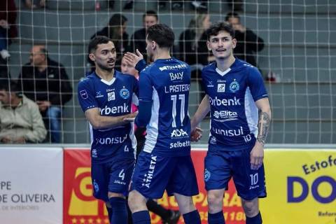 Tubarão disputa primeira fase de mata-mata da Liga Nacional de Futsal