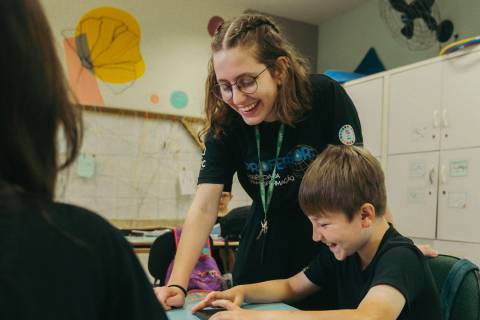 Colégio Satc utiliza plataforma de gamificação para elevar aprendizado de inglês dos alunos