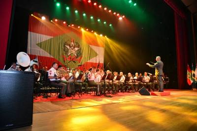 Banda do Corpo de Bombeiros Militar se apresenta em Criciúma com concerto gratuito