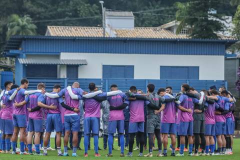 Em busca da liderança, Caravaggio enfrenta o Blumenau pela Série B do Catarinense