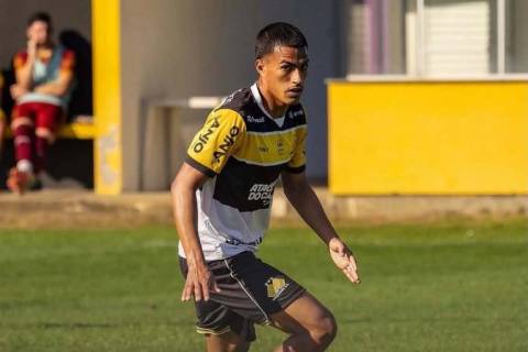 Criciúma atropela o Brusque e terá vantagem nas semifinais do Catarinense Sub-20