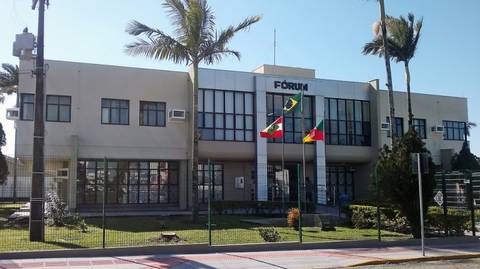 Júri em Sombrio condena a 23 anos de prisão participante de homicídio em via pública