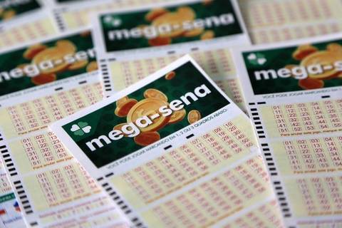 Mega-Sena sorteia neste sábado prêmio estimado em R$ 185 milhões 