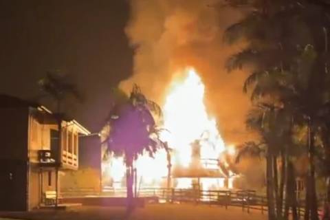 Casa é destruída por incêndio em Siderópolis