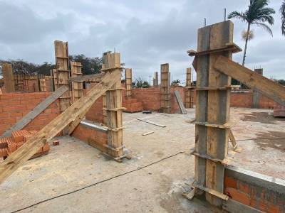 UBS da Santa Bárbara segue cronograma de obras e ganha forma em Criciúma