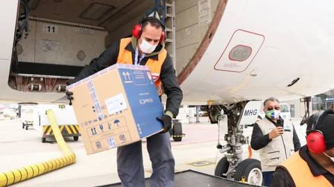 Estado recebe 220 mil doses da vacina contra a Covid-19