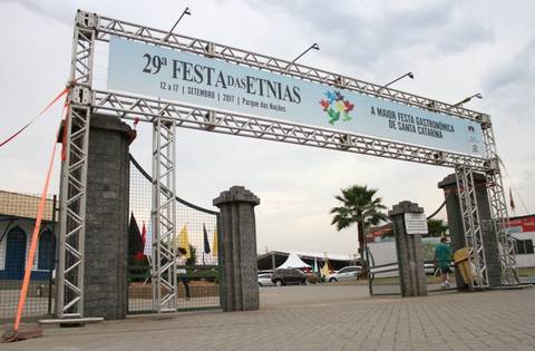 Festa das Etnias inicia nesta terça-feira no Parque das Nações