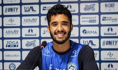 Robertinho retorna ao Tubarão após disputar a Série B pelo Figueirense 