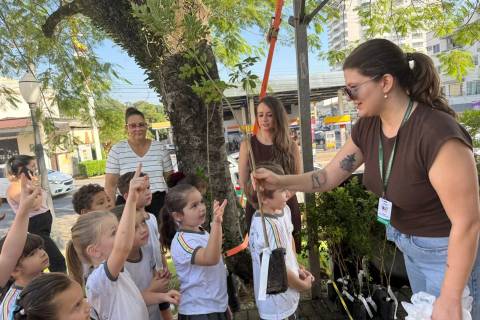 Cocal do Sul: Semana da Água mobiliza escolas e encerra com distribuição de mudas