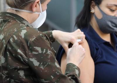 Covid-19: sábado tem vacinação para pessoas acima de 18 anos e segunda dose em Criciúma