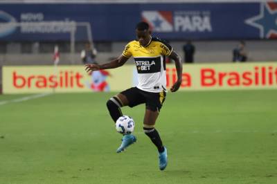 Criciúma pretende resolver situação de Marcelo Benevenuto nesta segunda-feira