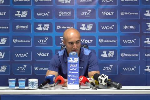 Cauan de Almeida destaca comprometimento de atletas do Avaí