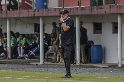 'A gente queria fazer mais', diz Silvio Criciúma após goleada de 8 a 0 no Catarinense