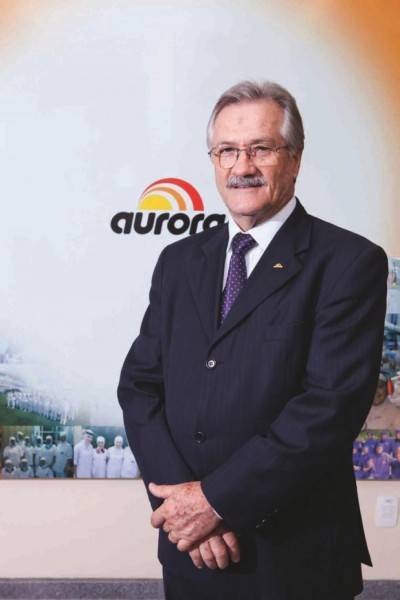 Morre Mário Lanznaster, presidente do grupo Aurora Alimentos