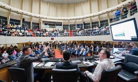 Pelo Estado 02/06: A herança do Plano 1000