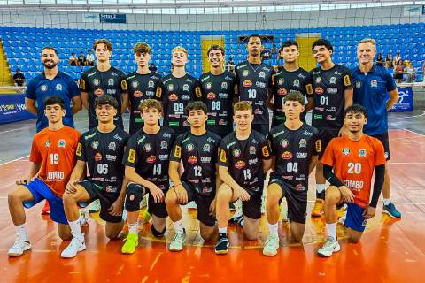 Vôlei de Forquilhinha estreia no Campeonato Estadual