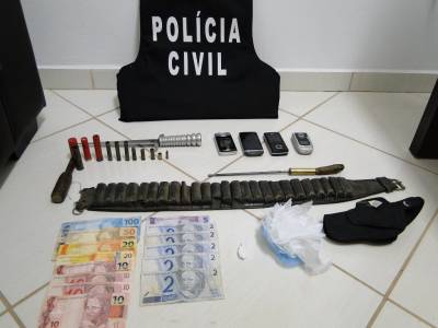 Acusado de tráfico é preso em casa