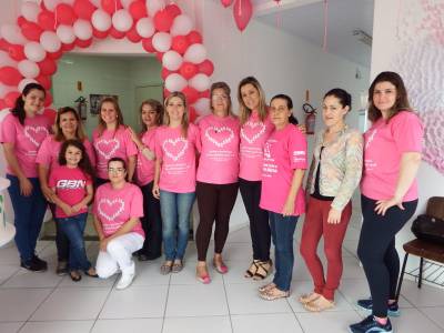 Sábado Rosa atrai mulheres para fazer o preventivo contra o câncer de mama