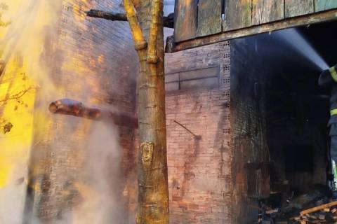 Incêndio atinge estufa em Ermo