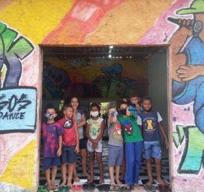 Projeto promove inclusão social através do teatro em instituições de Criciúma