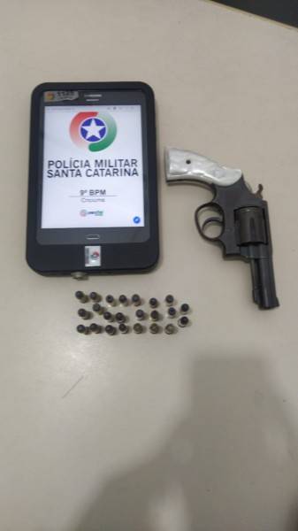 Homem é preso por posse irregular de arma de fogo e ameaça 