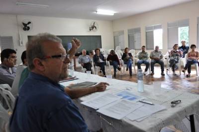 Agricultores conhecem propostas de Geraldo e Arnon para o setor