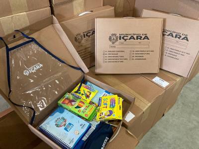 Içara: material escolar de 2023 para alunos do município começam a chegar