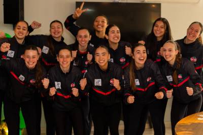Voleibol feminino de Criciúma representa o Brasil em Campeonato Mundial Escolar na China
