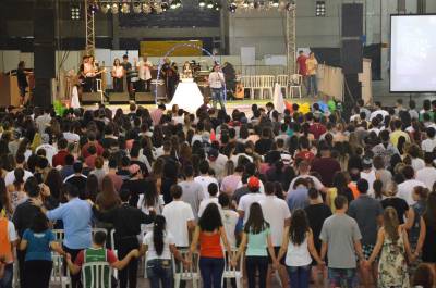 VÍDEO: Missa presidida por Dom Jacinto encerra 21º edição do Vinde e Vede