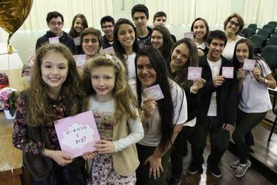 Livro idealizado por menina de 8 anos é lançado