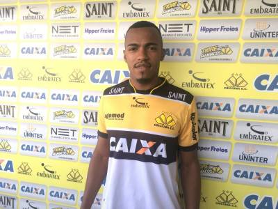 Marlon Freitas comemora saída do Z-4 